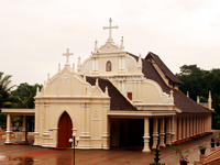 kudamaloor church